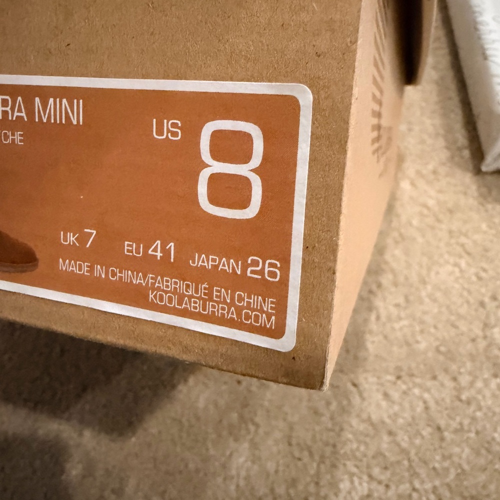 Koolaburra by UGG Tan Box